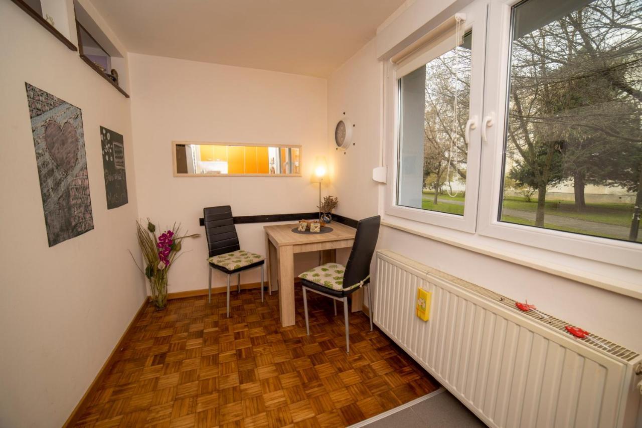 Studio Apartment Maestral Zagreb Eksteriør bilde